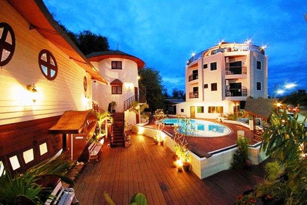 Boat Lodge Resort Хуахін Екстер'єр фото